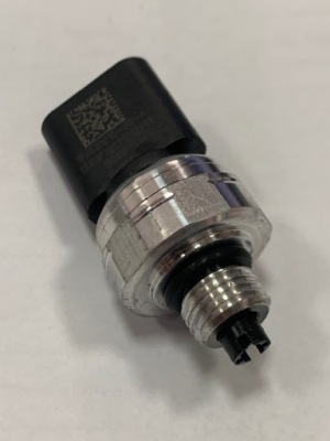 Tesla model 3 y датчик кондиціонера 1581610-00-a фото №1