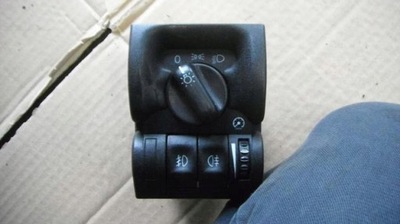 Opel vectra b переключатель света 09138337 фото №1