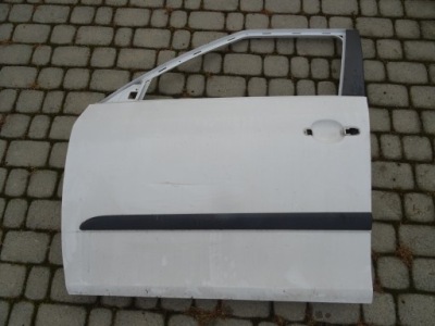Skoda fabia ii дверь передние левая молдинг белый фото №1