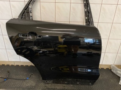 Дверь задняя правая повреждённая jaguar f-pace x761 фото №1