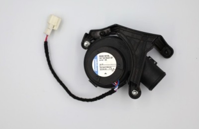 A1728300208 вентилятор w172 mercedes фото №1