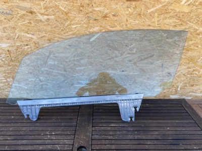 Bentley continental gt cabrio стекло левая 3w0837571g фото №1