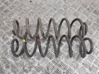 Lexus ux 2020 комплект пружина задня фото №1