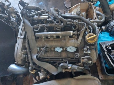 Двигун 1.9cdti 150km opel fiat фото №1