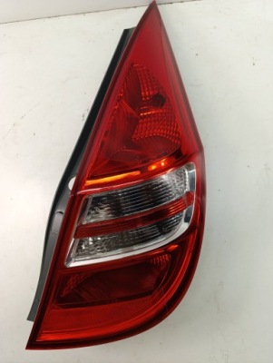Hyundai i30 i fd лампа задня права хетчбек 924022l010 фото №1