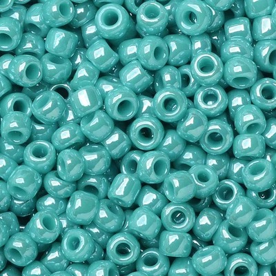 TOHO Round Opaque-Lustered Turquoise 8/0-132