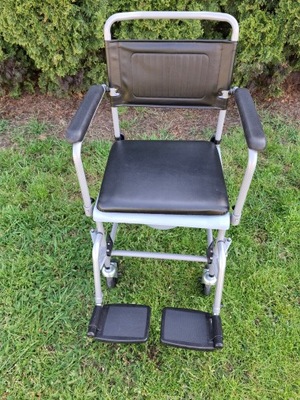 Krzesło toaletowe DRIVE TRS 130 130 kg