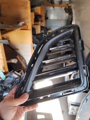 Chevrolet camaro ss решітка бампера хром l+r фото №1