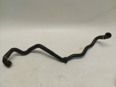 Bmw g20 330e труба шланг води 8654864 фото №1