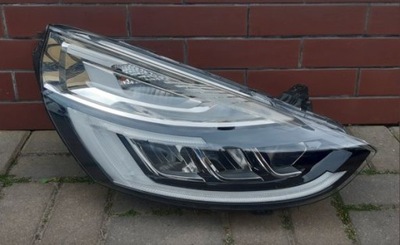 Renault clio iv лампа правая full led 260101766r фото №1