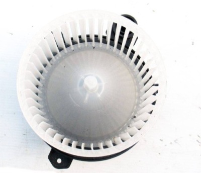 Opel karl 1.0 воздуходувка вентилятор отопителя 40510741 фото №1