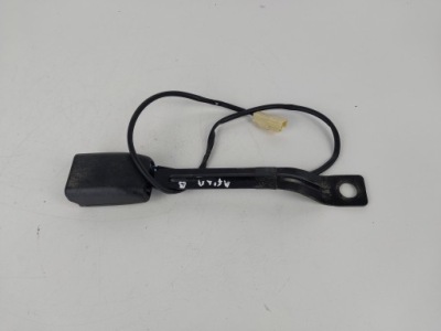 Клипса поперечина правый перед 309793 1050629 opel agila b фото №1