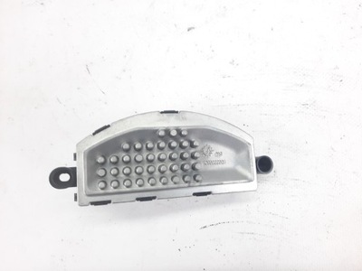 Резистор резистор вентилятор passat b8 5q0907521e фото №1