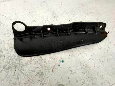 Брызговик подкрылок перед правая левая e81 7074250 фото №1