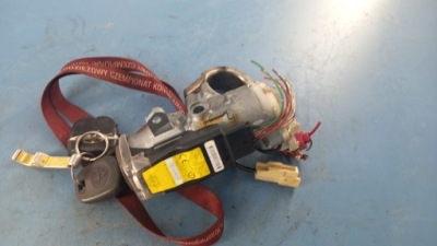 Замок зажигания toyota previa 01r 2.0d 45020-28-7 фото №1