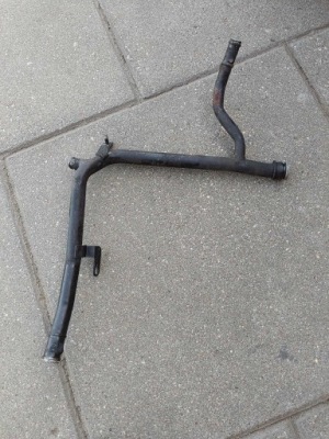 Трубка труба водяна магістраль wody audi a3 8p 1.6 mpi bgu bse 06a121065cb фото №1