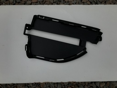 Porsche macan 95b права заглушка решітка перед 15- фото №1