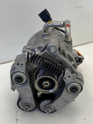 Генератор tucson n-line iv hybrid 1.6 t-gdi 2024r 37390-2m900 фото №1