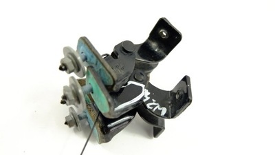 Mercedes b-klasa w246 петлі кришки багажника фото №1