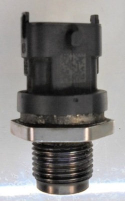 Kia carens ii 06 r 2.0 crdi клапан давления топлива фото №1