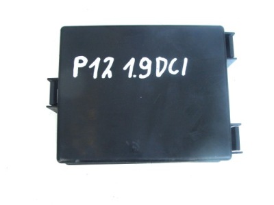 Крышка коробка предохранителей nissan primera p12 фото №1