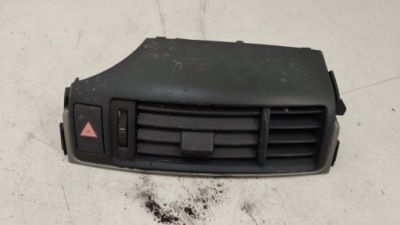 Решітка обдув середня toyota verso 2009r 55670-0f030 фото №1