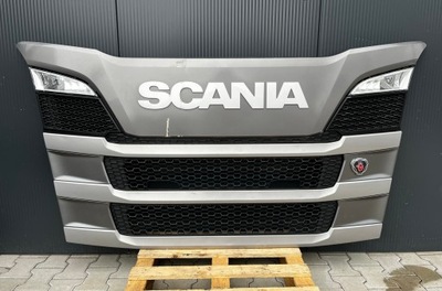 Решітка радіатора капот scania r фото №1