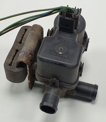 Насос вакуумная volvo xc90 i 8631634 фото №1