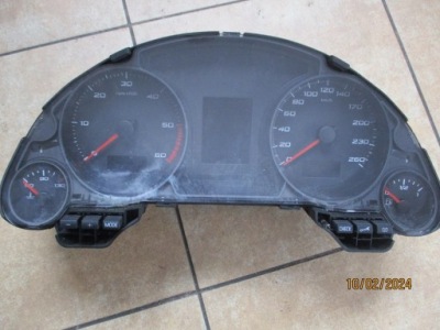 Seat exeo 2,0tdi счетчик 3r0920800e фото №1