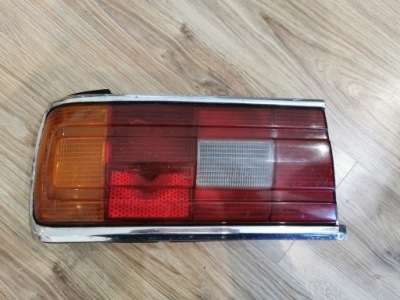 Bmw 5 e12 лампа задня права 76-81 фото №1