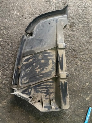 Mercedes w204 c klasa захист підвіска 2046100608 фото №1