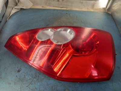 Лампа левая задняя mazda 5 1.8b 05r фото №1