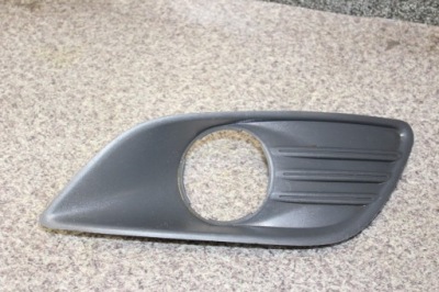 Ford focus mk2 lift 08r- решітка w бампер права правий перед 8m51-r19952-ae фото №1