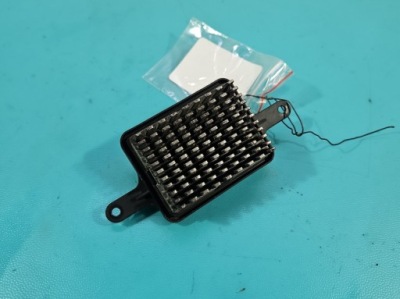 Резистор резистор peugeot 5008 p7708004 5pin фото №1