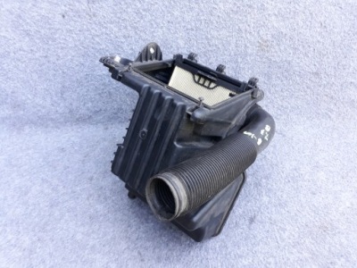 Корпус фільтра повітря mercedes w169 w245 1.7b фото №1