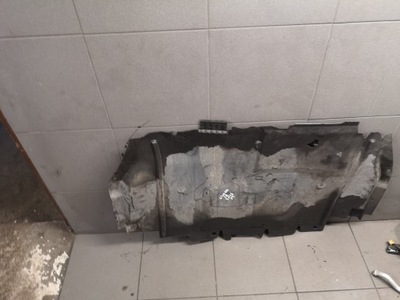 Захист двигуна нижня citroen c5 x7 9660631280 фото №1