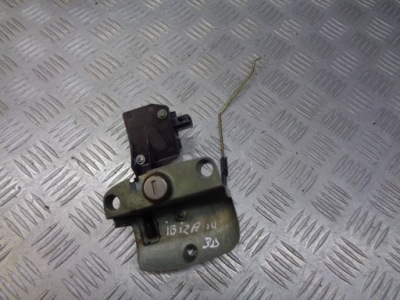 Замок кнопка крышки багажника seat ibiza iii фото №1