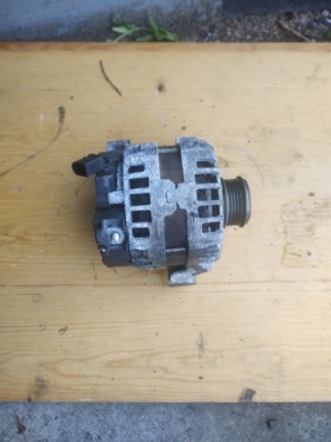 Volvo c30 v60 v40 ii 2.0 d3 генератор 31288879 фото №1