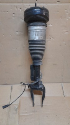 Амортизатор пневмоподушка перед правий airmatic mercedes gle gls w167 фото №1