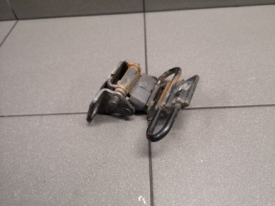 Петля дверь левый audi a3 8l lift 4b0831411b фото №1