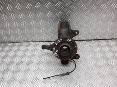 Поворотний кулак ступиця правий перед scenic ii 2.0 dci фото №1