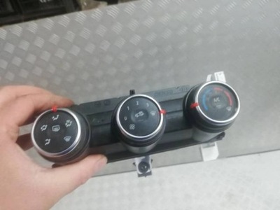 Renault clio v панель кондиционера 275107544r фото №1