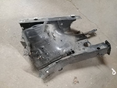 Vw polo v 6r 6c 09-17 чверть ліва перед передня лонжерон підкрилок фото №1