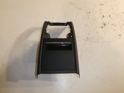 Бардачок туннель skoda superb ii 3t0857961b фото №1