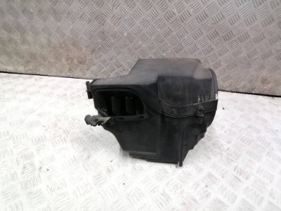 Ford focus mk3 1.6 ecoboost корпус фільтра повітря av61-9600-bf фото №1