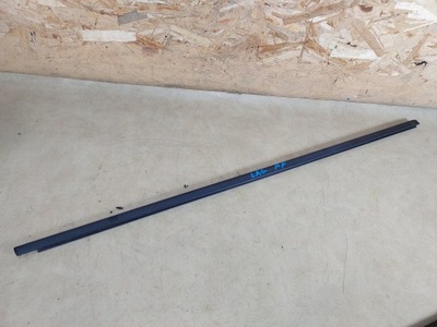 Laguna iii молдинг ущільнювач правий перед фото №1