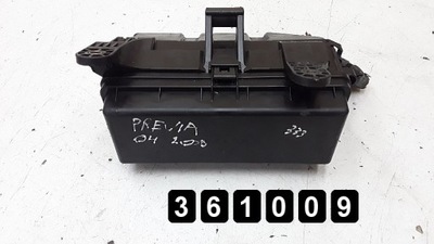 2004 toyota previa коробка предохранителей # 2000d4d фото №1