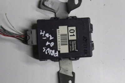 Toyota prius 01 модуль блок керування 89111-47010 фото №1