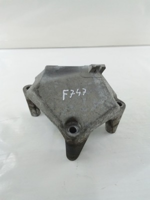 F747 лапы двигателя meriva a 9127490 фото №1