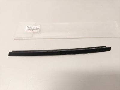 Totota rav4 v 19- молдинг дверь левый задняя 7576642010 фото №1